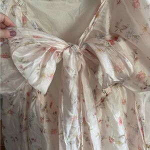 Worth Collective Melody Maxi Bump Friendly 3x pockets, open back with a bow